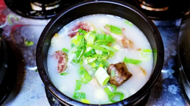종로 가볼만한 곳, 데이트 코스, 한옥 카페, 종로 굴 보쌈 맛집, 순대국 맛집 식당 추천