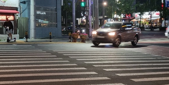 횡단보도 우회전