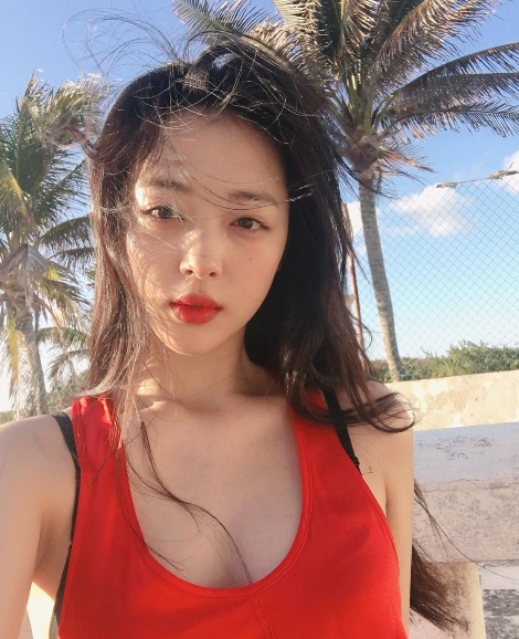 리얼로 사디스트 설리 김수현