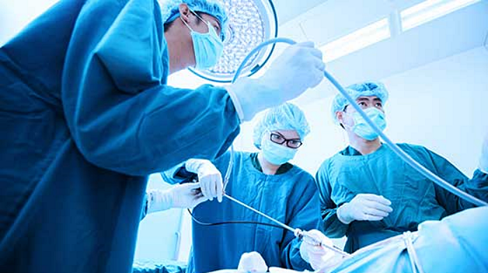 허리디스크 극복을 위한 첨단 치료 시술과 그 비용