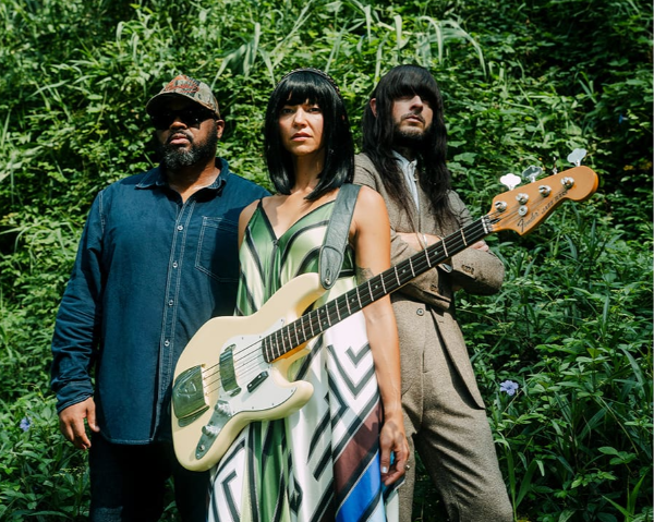 Khruangbin