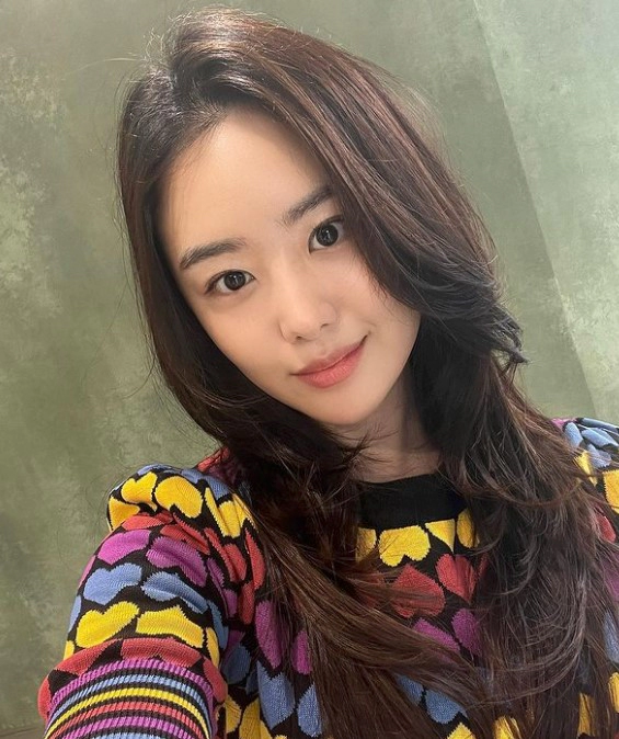 송지은 프로필 나이 고향 학력 시크릿 경력 인스타그램 