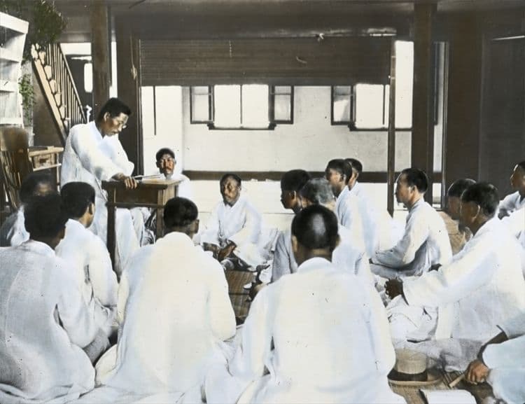왜 양반들은 흰 옷만 입었을까?