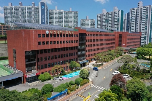 5세 아동 교육비 지원 확대--03