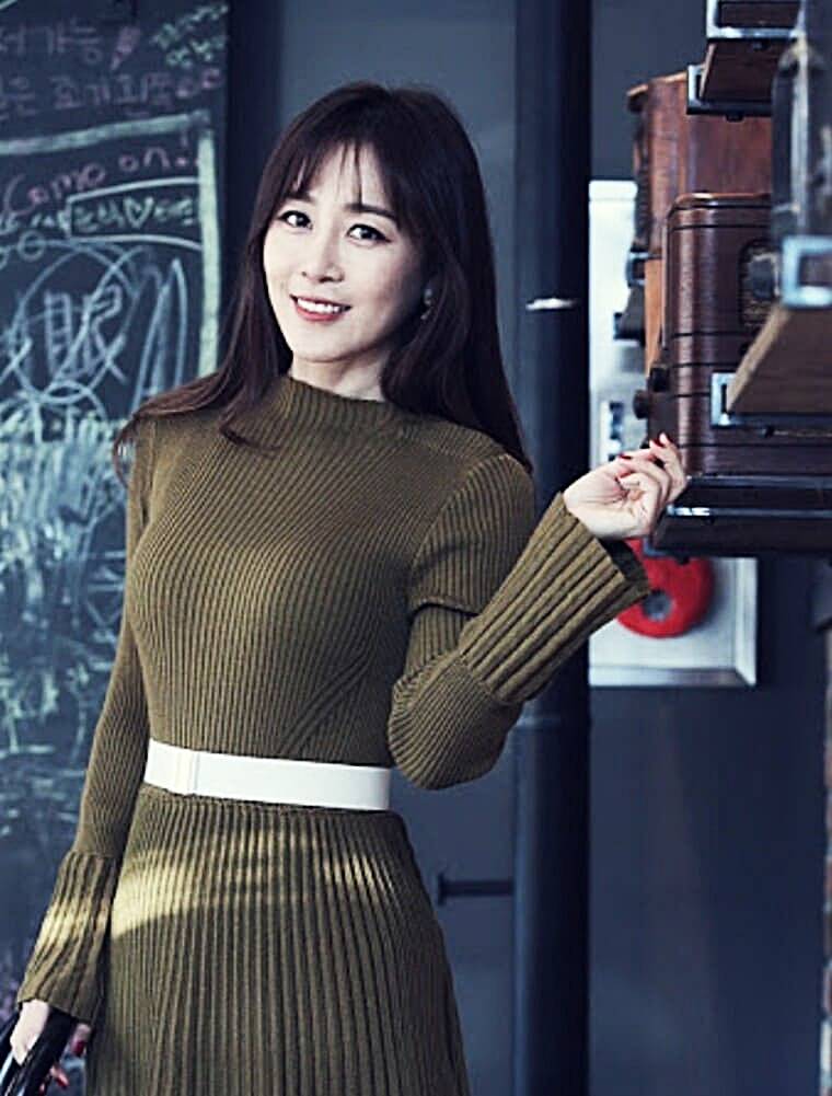 배우-문정희
