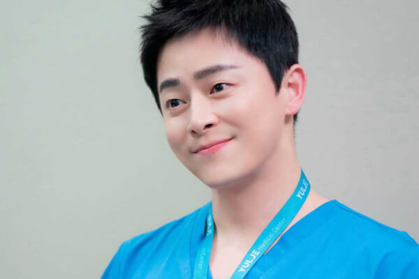 조정석_tvN_<슬기로운_의사생활>