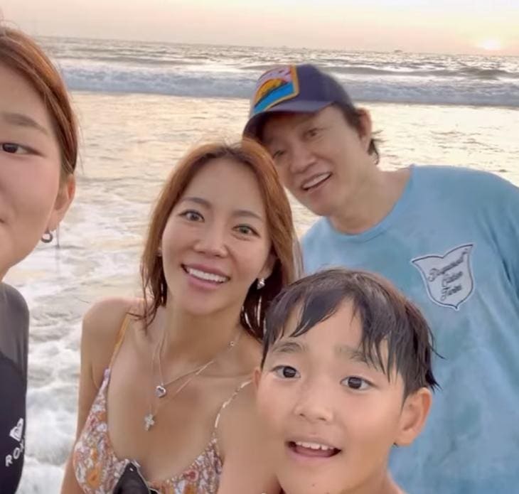 이윤진, 이범수 가족