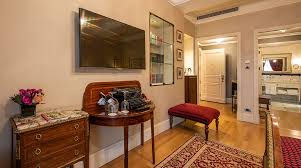 Agatha Christie Room &ndash; Room 411 (사진 출처: Pera Palace Hotel)