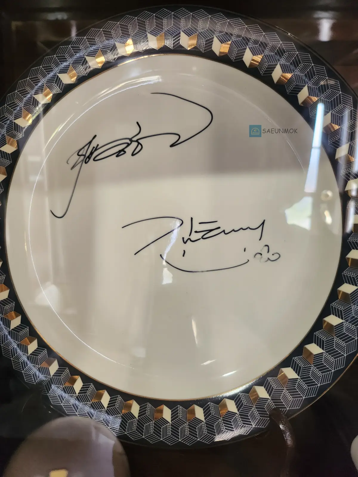 선샤인-스튜디오-김태리-사인