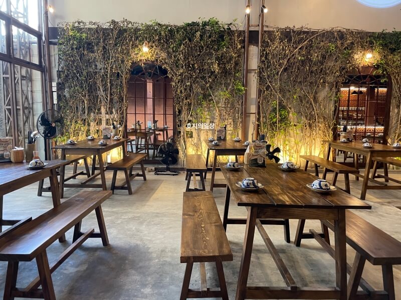 나트랑 맛집 라냐 베트남 가정식 LA NHA - 좌석