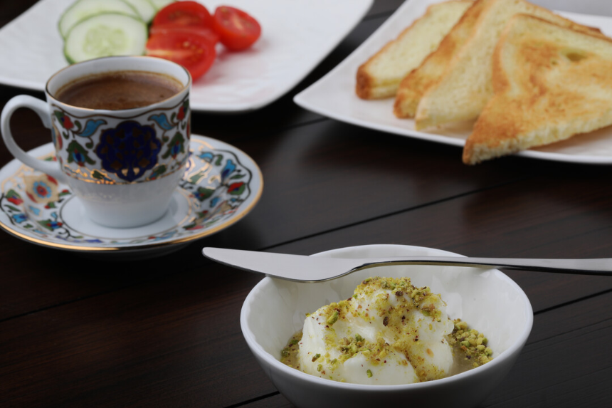 매일 아침, 카이막: 터키 전통 크림으로 시작하는 건강한 하루