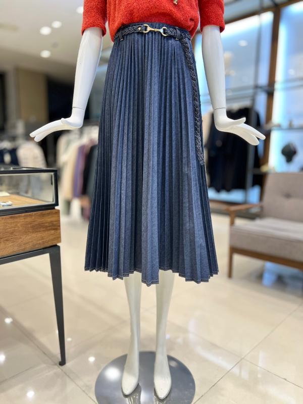 듀엘 플리츠 데님 스커트 L234PSD431