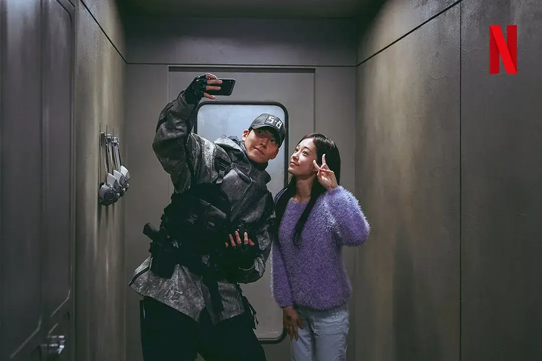 사월을 따뜻하게 보다듬어주는 캐릭터&#44; 슬아