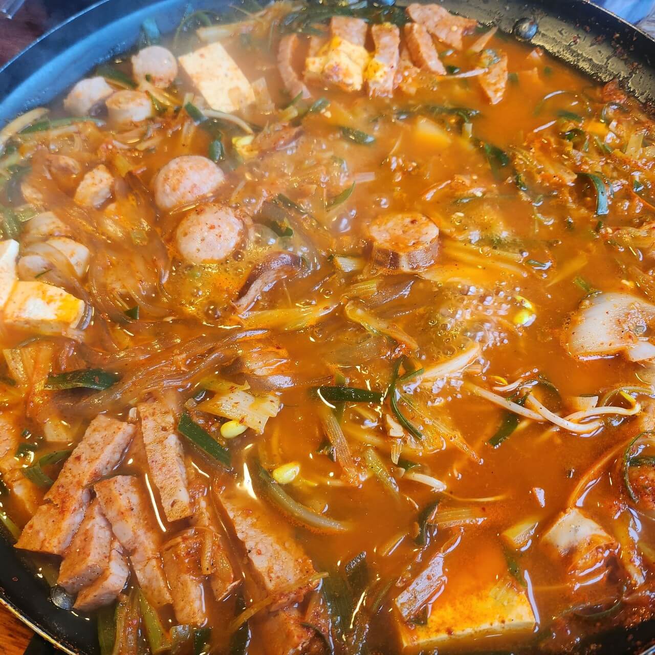 생방송투데이 부대볶찌 한우물의법칙 부대찌개집 위치 이정림수제햄부대찌개