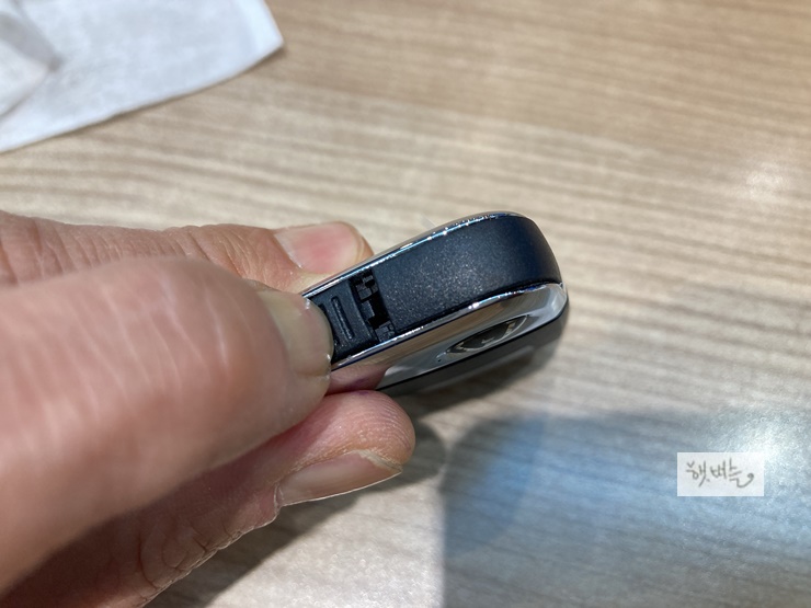 폭스바겐 신형 아테온, 파사트 GT 리모컨 전지 교환방법