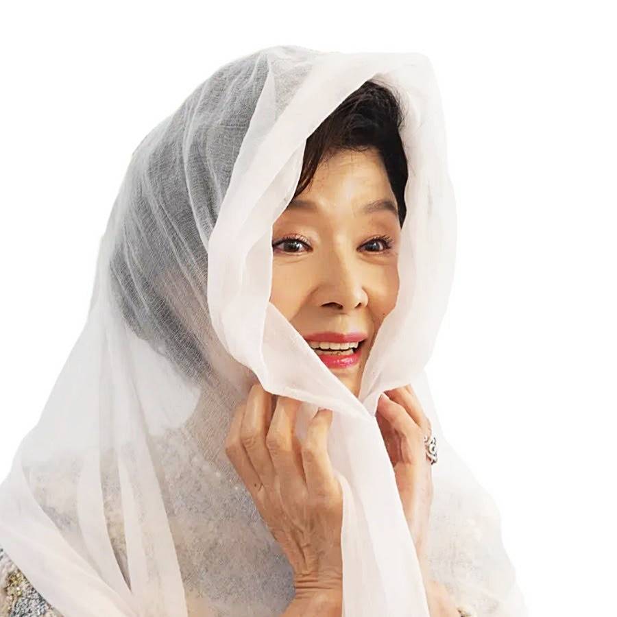 윤미라