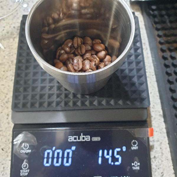 하리오 스위치와 드립 어시스트 레시피 Feat. 커피 익스플로러_원두 14g