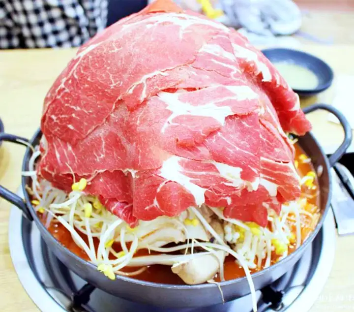 비주얼 폭발 먹기 전에 놀라는 산더미 물갈비 가산디지털단지 가디단맛집 추천 생방송투데이 리얼맛집 가산물갈비 & 백년불고기 소문의 맛집