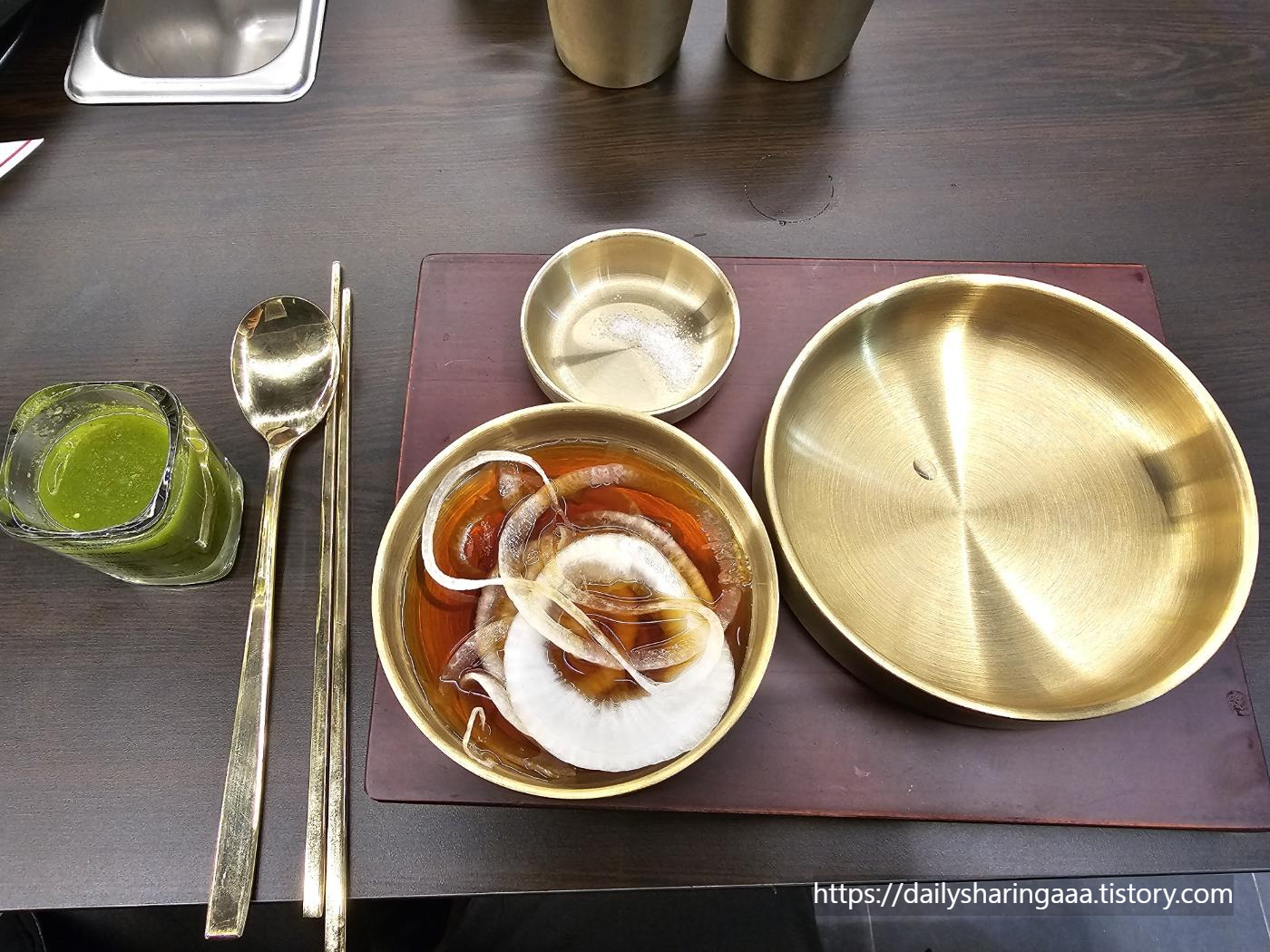 인천_가정동_삼겹식당_밑반찬1