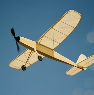 자꾸 추락하는 고무동력기, 날개 각도 1mm 조절로 해결하는 비법