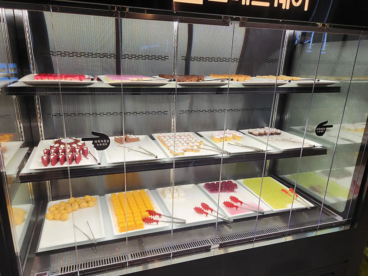 마곡-맛집-고메스퀘어-발산점-디저트-후식-조각-케이크-젤리