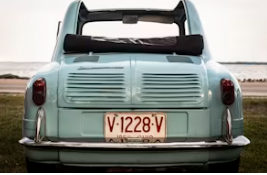 자동차 번호판의 색깔과 숫자