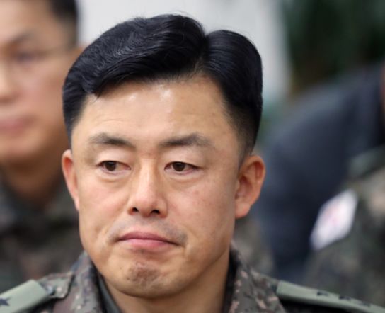 문상호 정보사령관