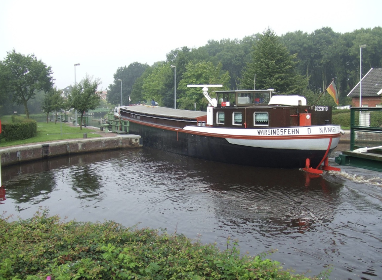 영화 밀수 대체 사진