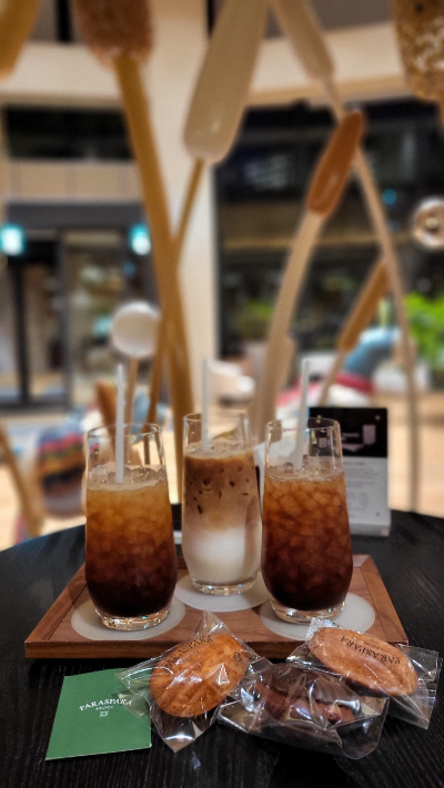 파라스파라델리 카페