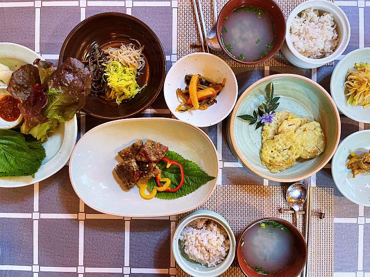 경남 하동 칠성사 가게 밥주는 농촌 민박 아침 밥상 믿고 떠나는 스타 탤런트 송기윤 고향 맛집 추천
