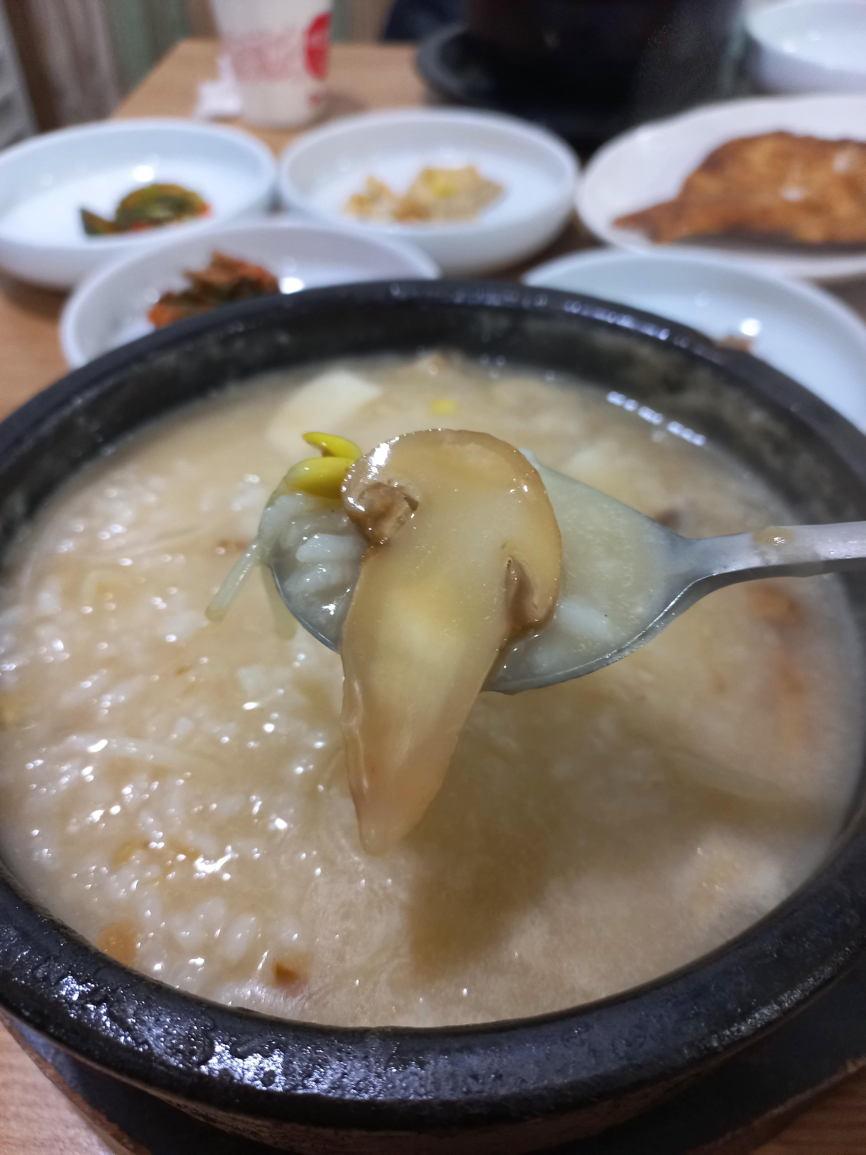 송이황태국밥