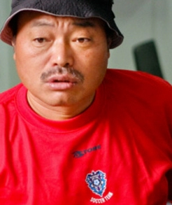 김흥국 프로필 나이 고향 학력 정치성향 히트곡