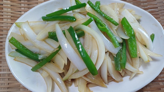 양파볶음 완성된 요리 사진