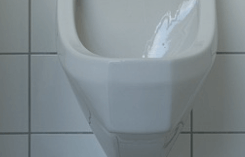 소변 또는 오줌을 보며 노래하는 꿈