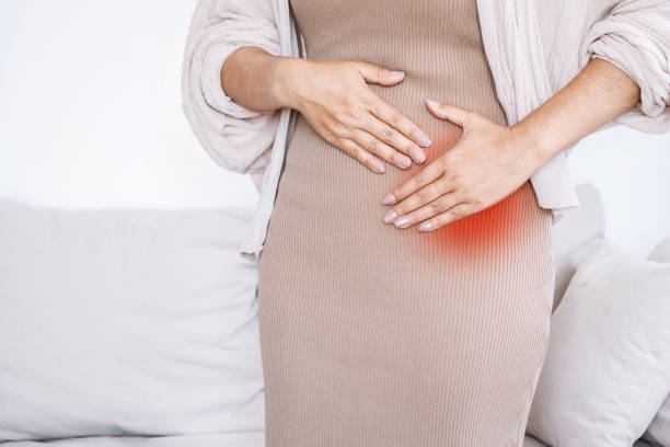 소변을 볼 때 찌릿한 통증이 있거나 잦은 배뇨가 나타나는 것도 요로결석 초기증상