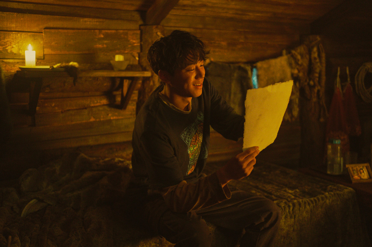 넷플릭스 영화 황야 콘크리트유토피아 유니버스 정보 등장인물 줄거리 내용 결말 후기 평점