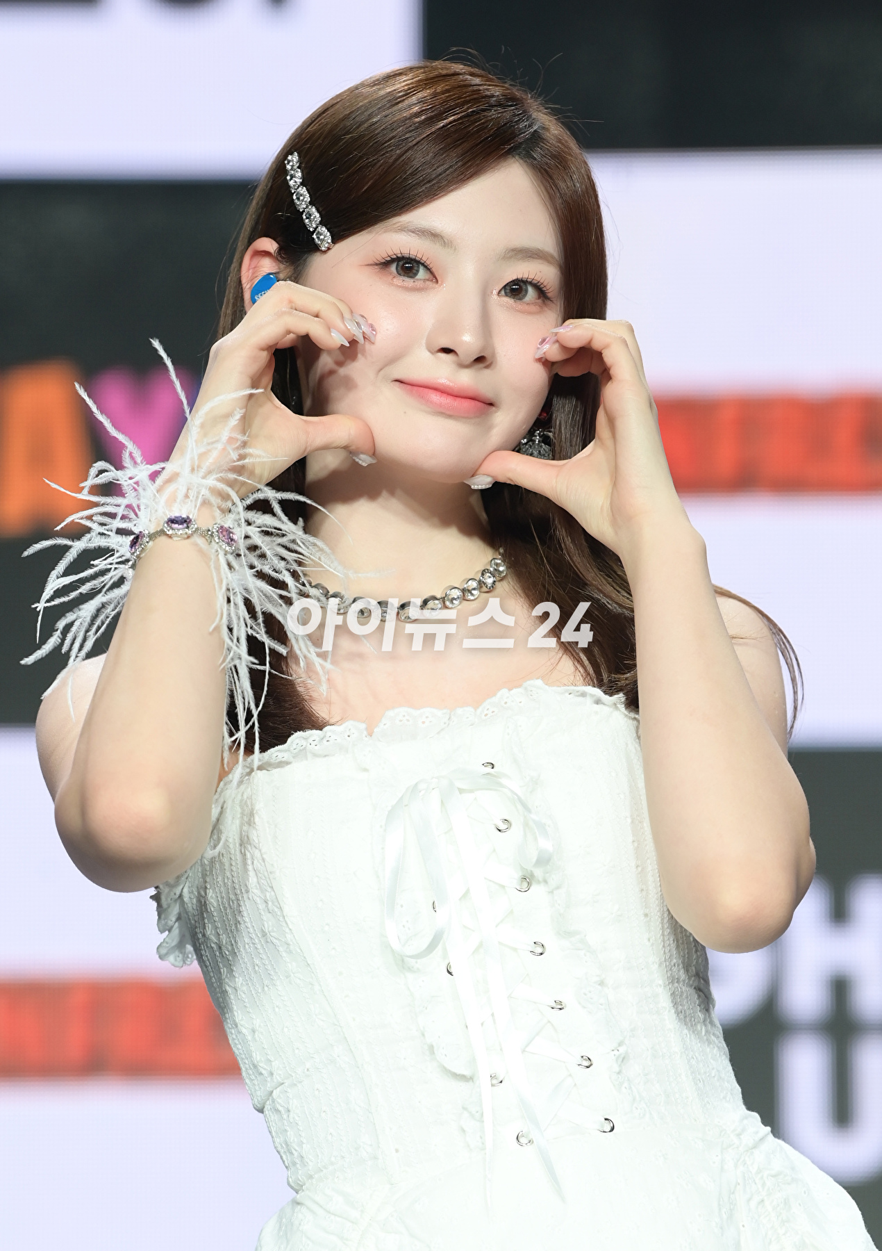 그룹 스테이씨 세은이 16일 오후 서울 강남구 청담동 일지아트홀에서 진행된 스테이씨(STAYC) 세 번째 미니 앨범 '틴프레시(TEENFRESH)' 발매 기념 쇼케이스에 참석하고 있다. [사진=정소희 기자]