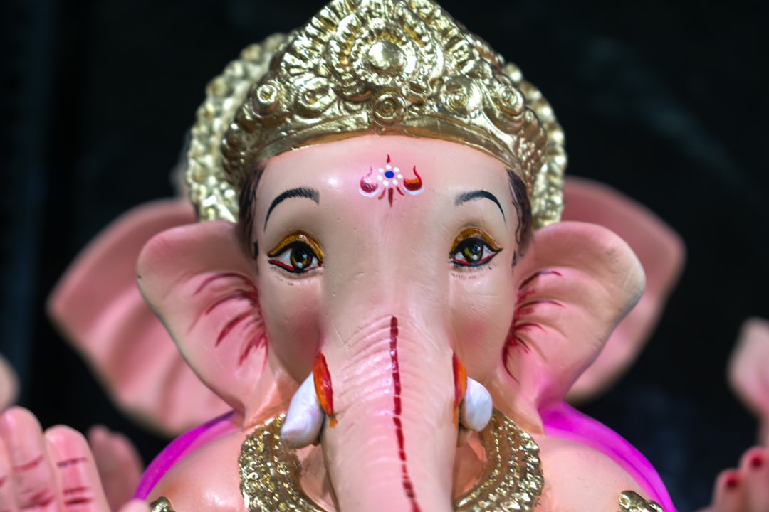 낭군님을 영어로 번역하면 lord입니다.