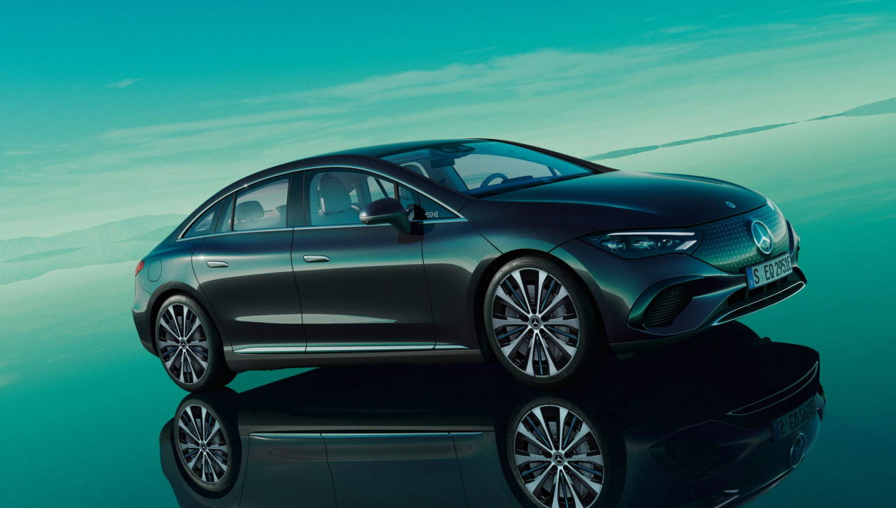 메르세데스-벤츠 EQE