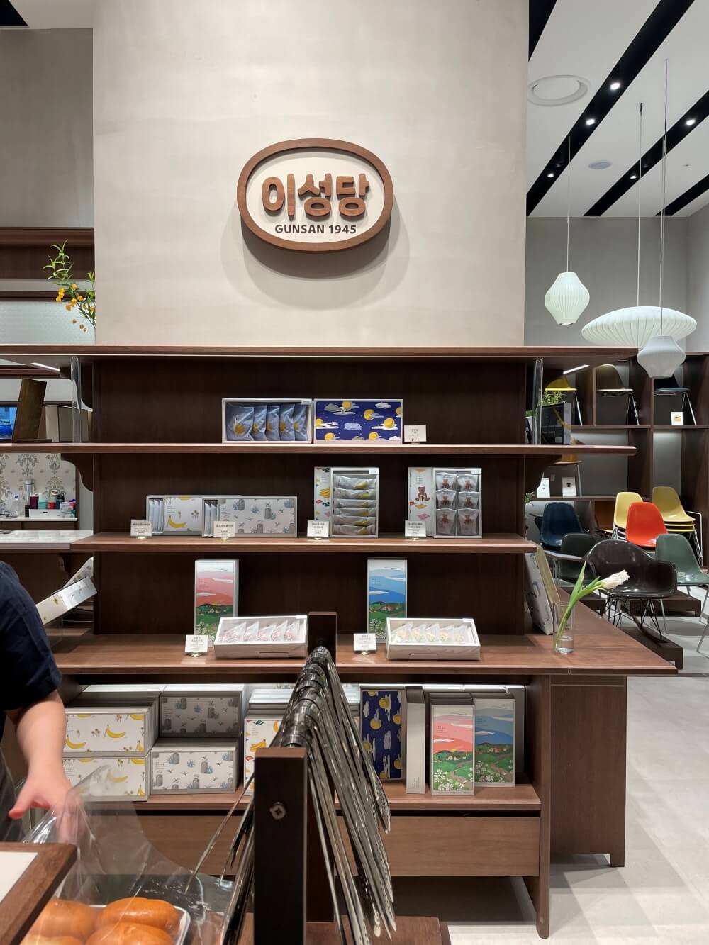 롯데백화점-동탄점-지하1층-군산-명물-이성당