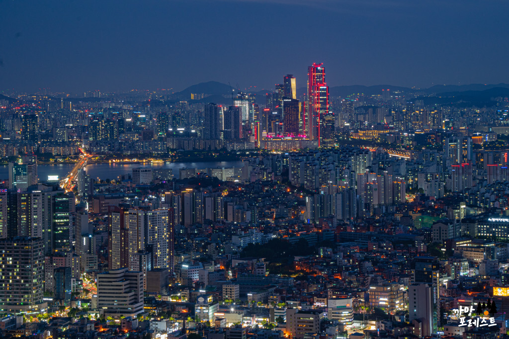 서울 남산타워 야경