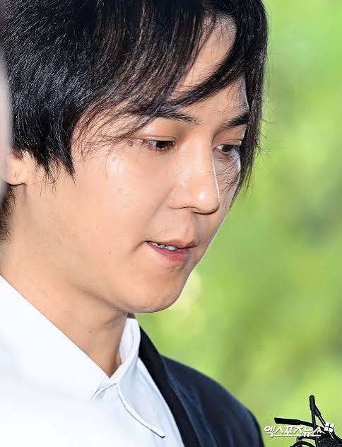 송민호 병역법 위반