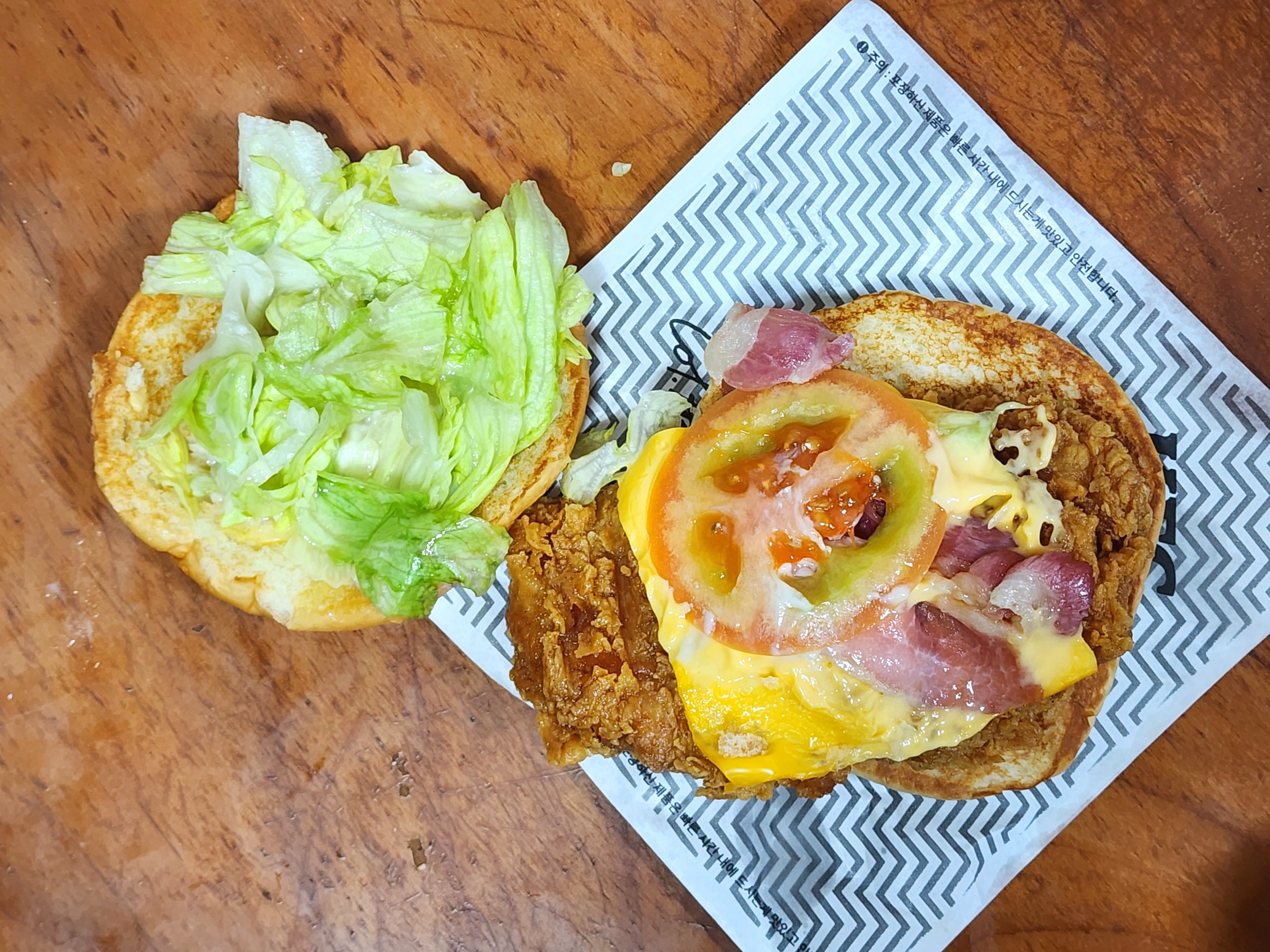 블랙라벨폴인치즈버거