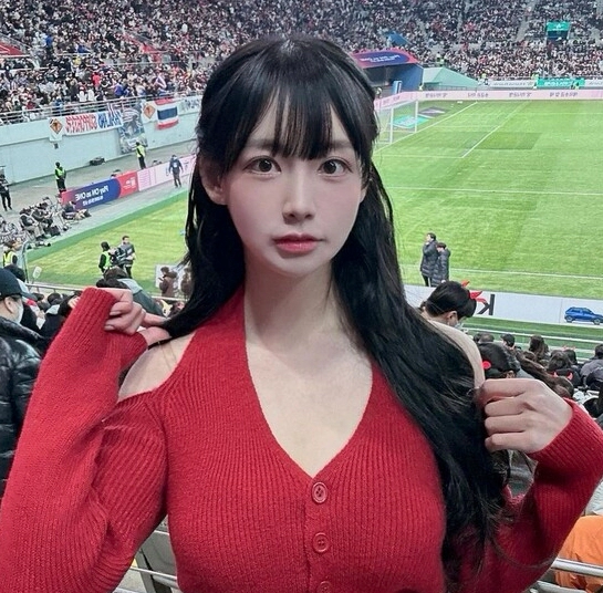 곽민선 사고 폭죽 축포 시력 손상 이유