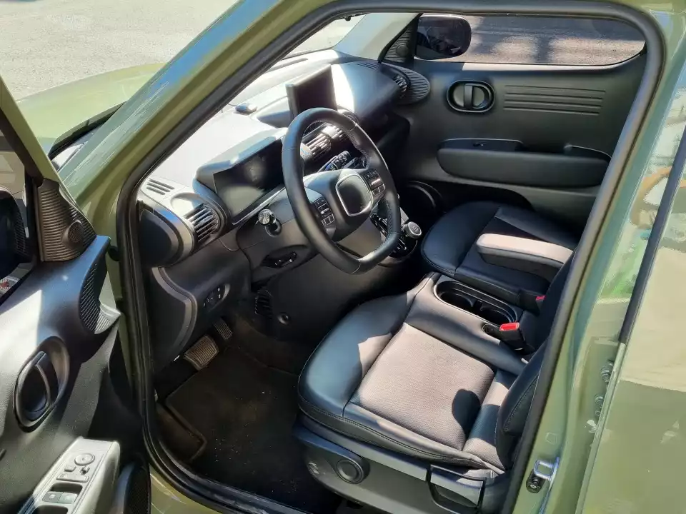 캐스퍼 반납 전 주변을 정돈하던 모습입니다.