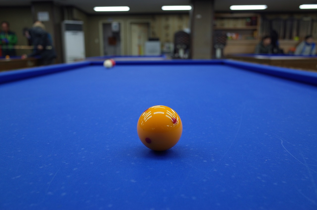 BILLIARD