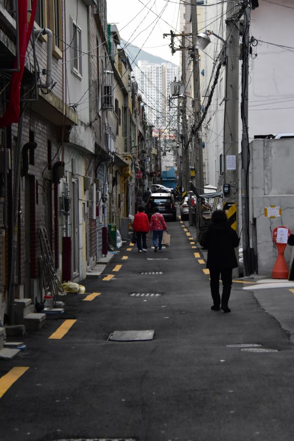 서면 굴다리 철길마을