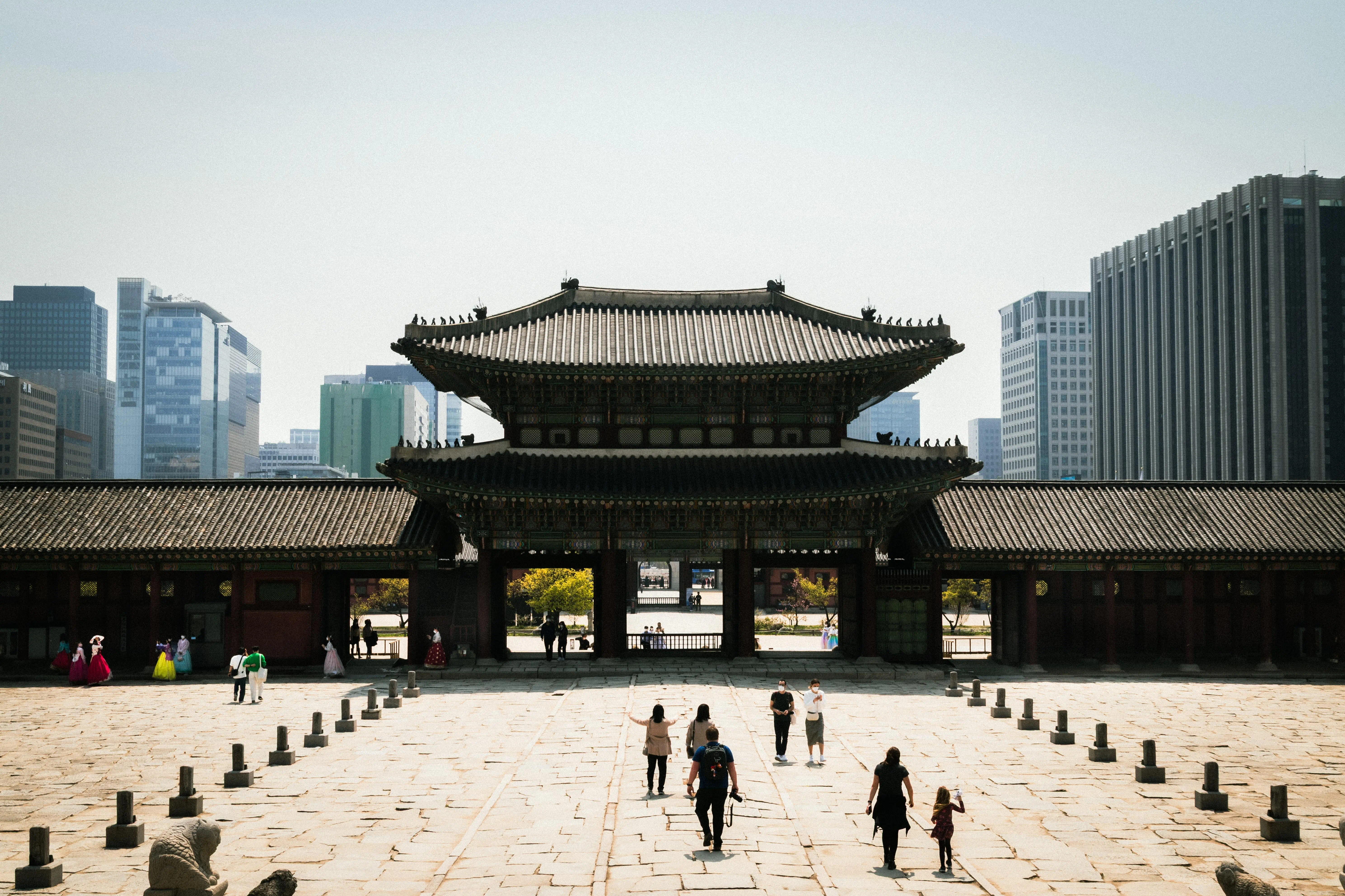 전통 복식의 영향