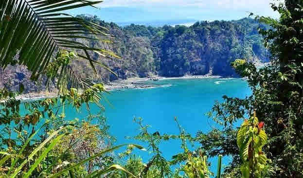 름다운 해변을로 유명한 마누엘 안토이오 국립공원