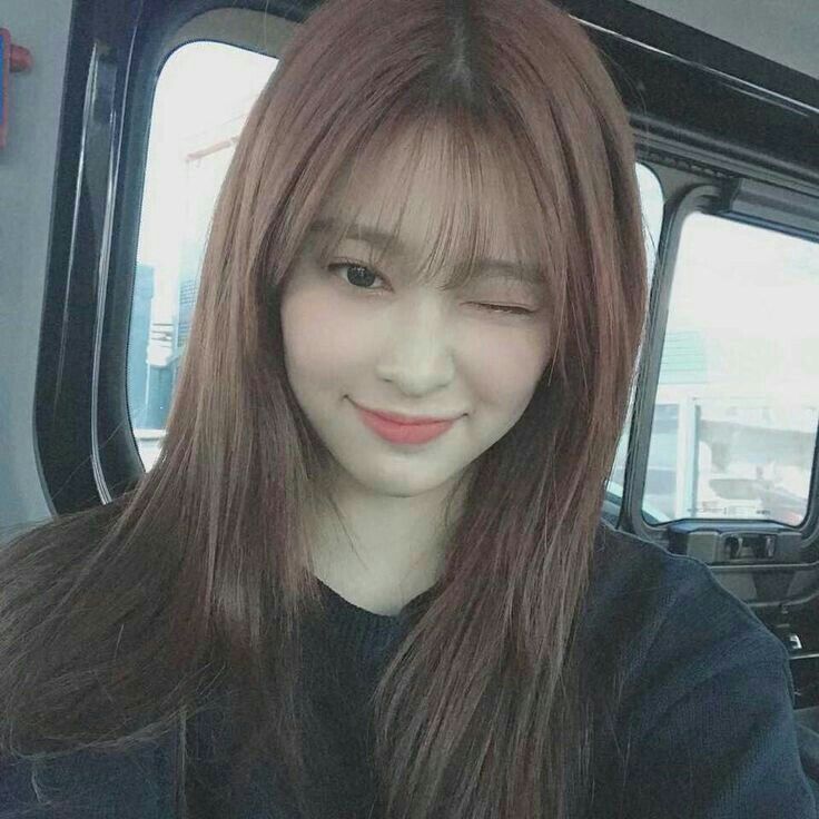 아이즈원 김민주 최애사진